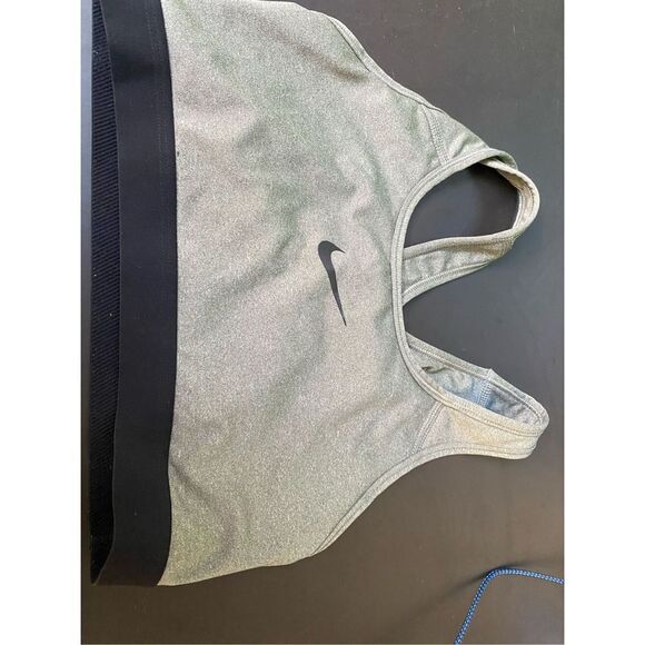 Nike Dri Fit Sports Bra - Picture 1 of 3